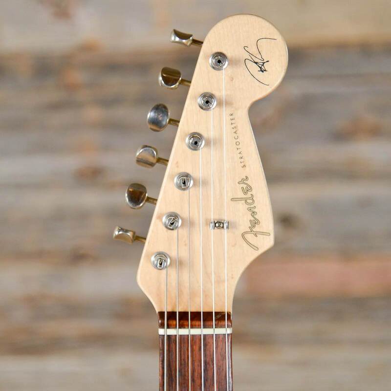 Robert Cray Signature Stratocaster head
