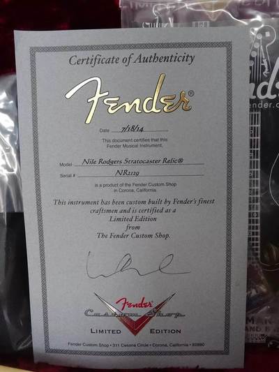 Nile Rodgers Hitmaker Stratocaster certificate