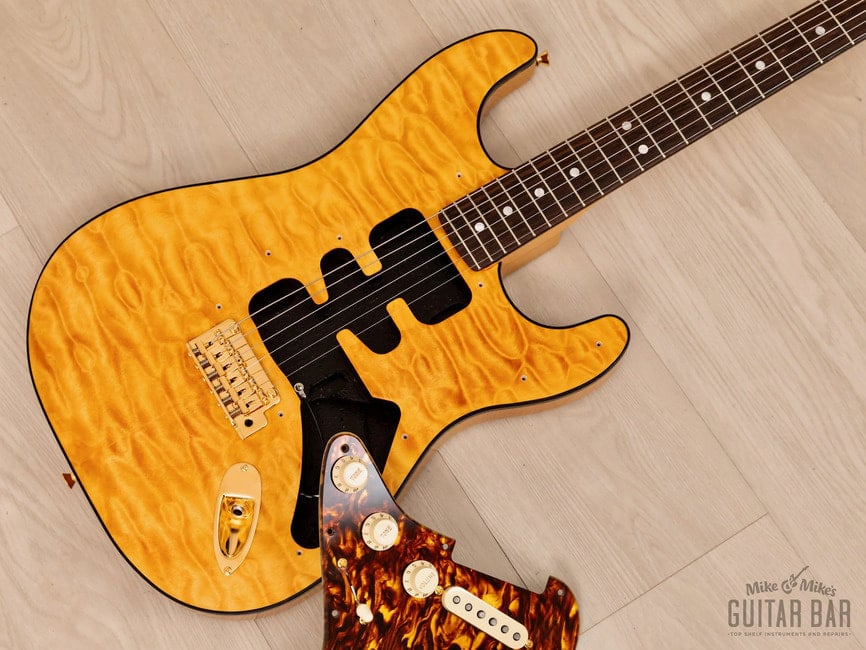 Fender Flagship Tokyo Gold Stratocaster