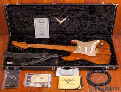 Claro Walnut Artisan Stratocaster case