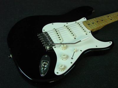 Standard Stratocaster Squier Series slanted body