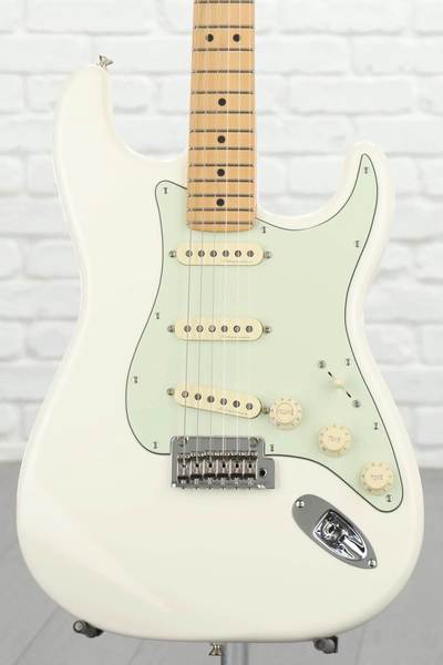 Deluxe Roadhouse Stratocaster body