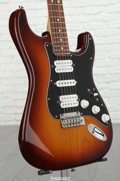 Player Stratocaster HSH body side