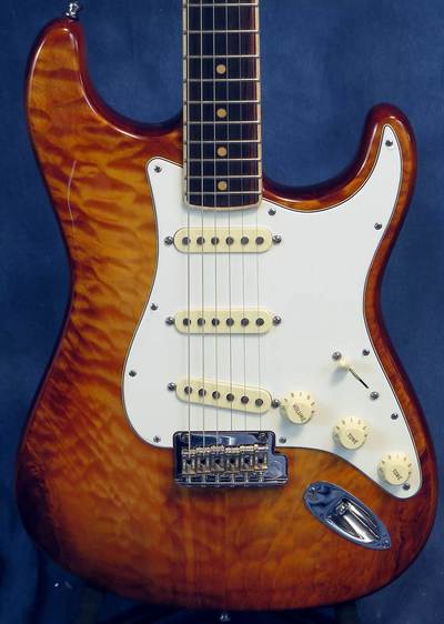 Fender Select Stratocaster Exotic Maple Quilt Body Front