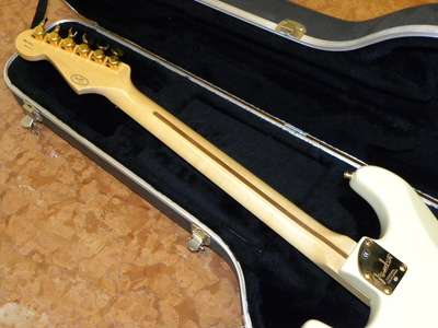 White Pearl American Deluxe Stratocaster neck