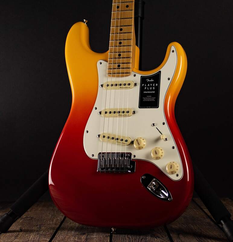 Player Plus Stratocaster body side