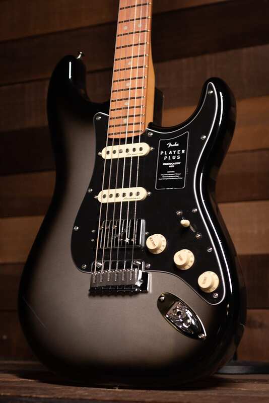 Player Plus Stratocaster HSS body side
