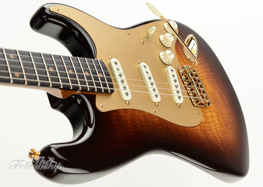 Artisan Tamo Ash Stratocaster detail