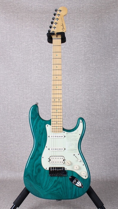 American Deluxe Fat Stratocaster front
