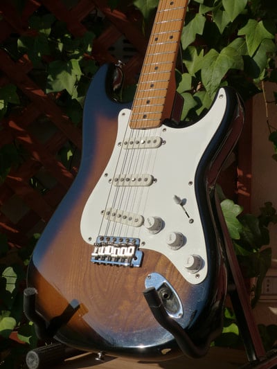 '57 Vintage Stratocaster "Squier Series" body side