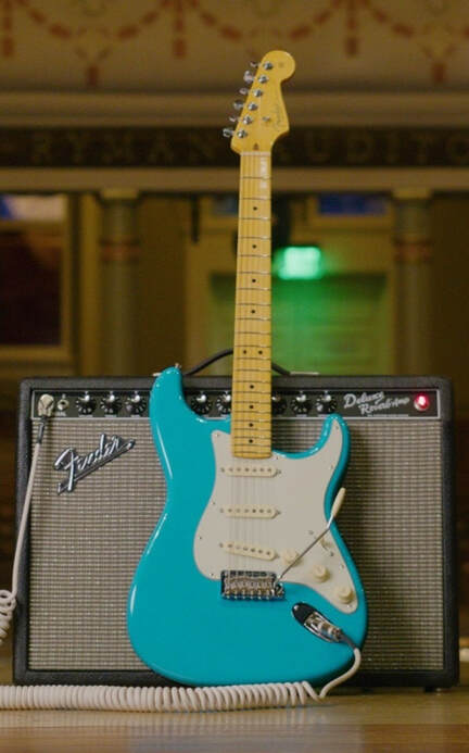 American Professional II Stratocaster, Miami Blue