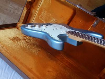 '62 AVRI Stratocaster Side