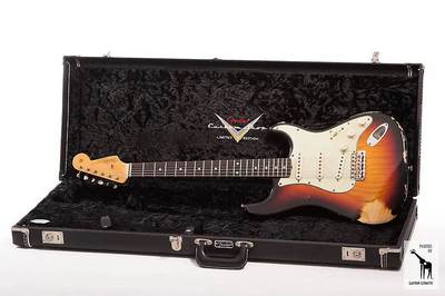 '62 Heavy Relic Stratocaster with case
