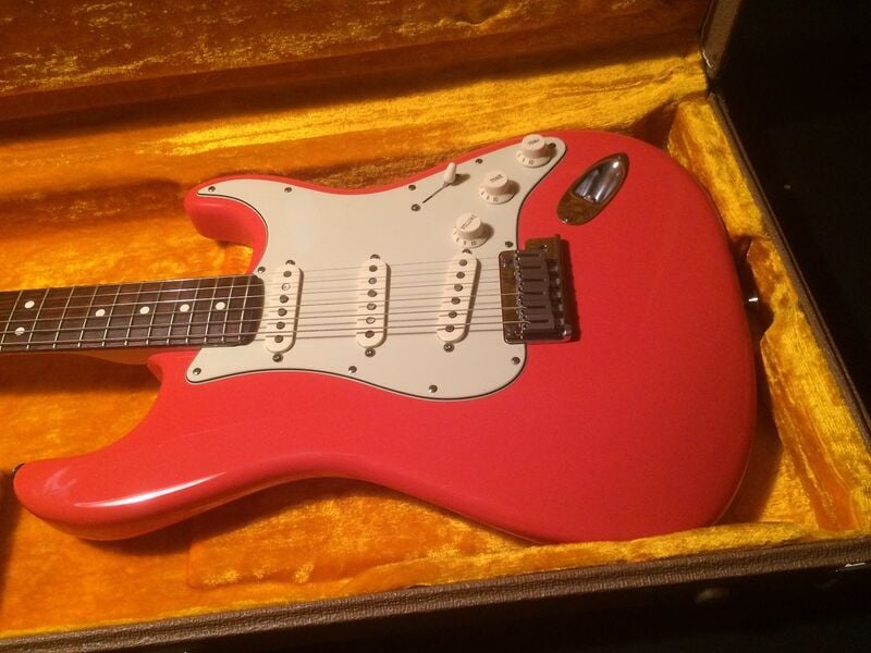 
American Stratocaster Fiesta Red matching headstock Body front