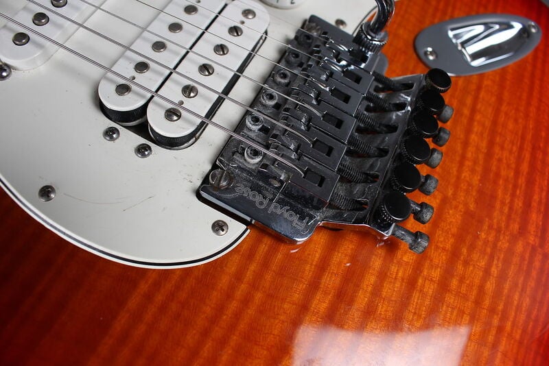 Standard Stratocaster Plus Top with Locking Tremolo bridge