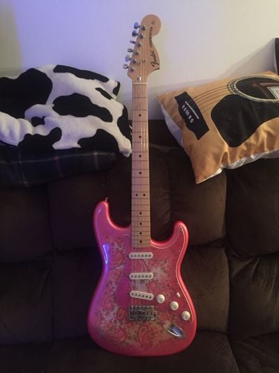 Paisley Stratocaster for Export 