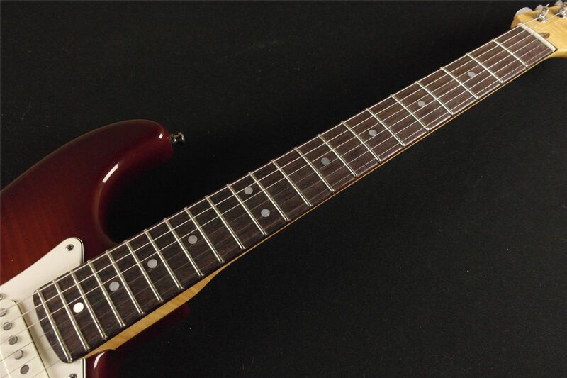 Flame Maple Top American Custom Stratocaster fretboard