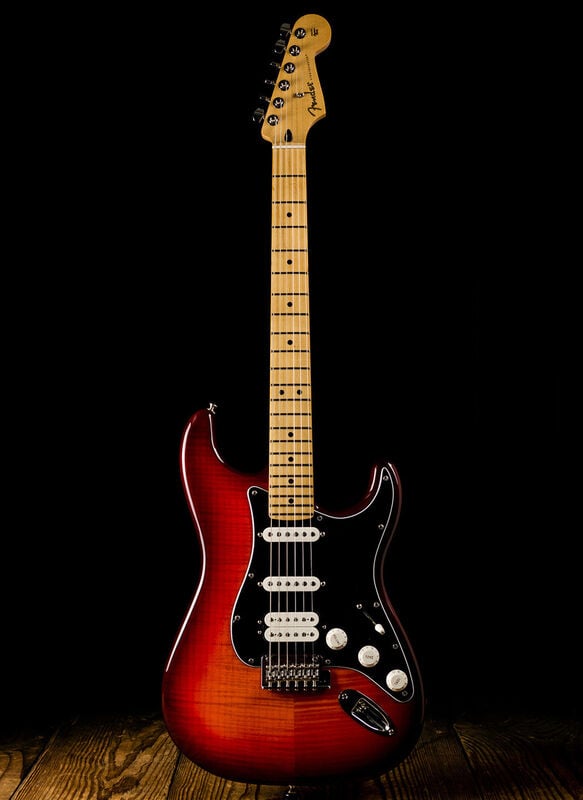 Player Stratocaster HSS Plus Top 