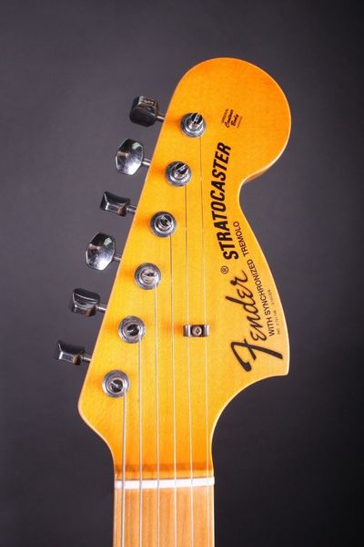 Limited 1968 Paisley Stratocaster Relic headstock