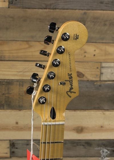 Player Stratocaster Plus Top headstock