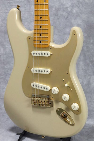 60th Anniversary Stratocaster Body front