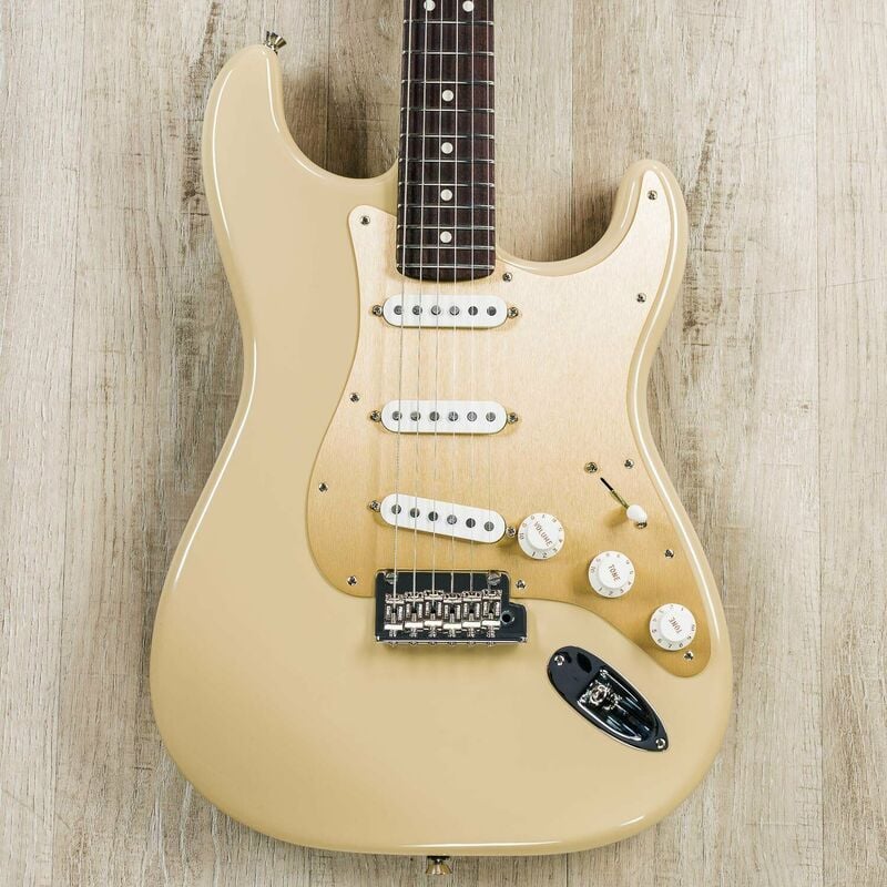American Professional Stratocaster Rosewood Neck Body front