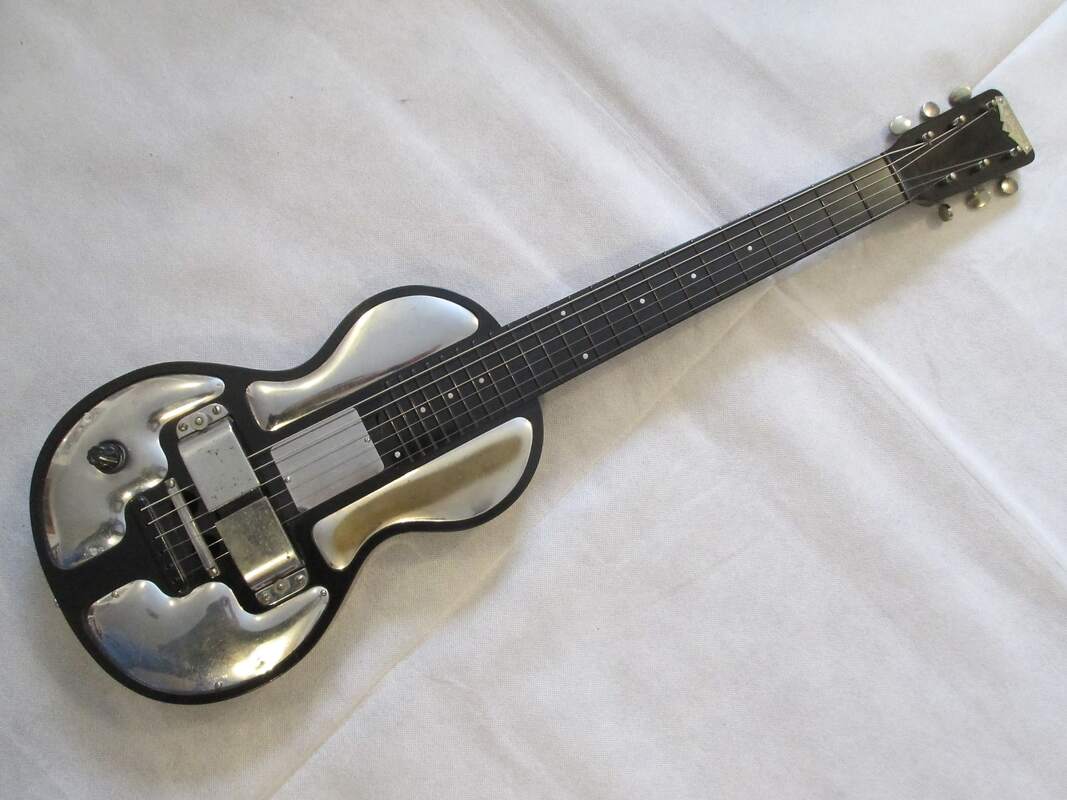 La Bakelite Model B Spanish Guitar