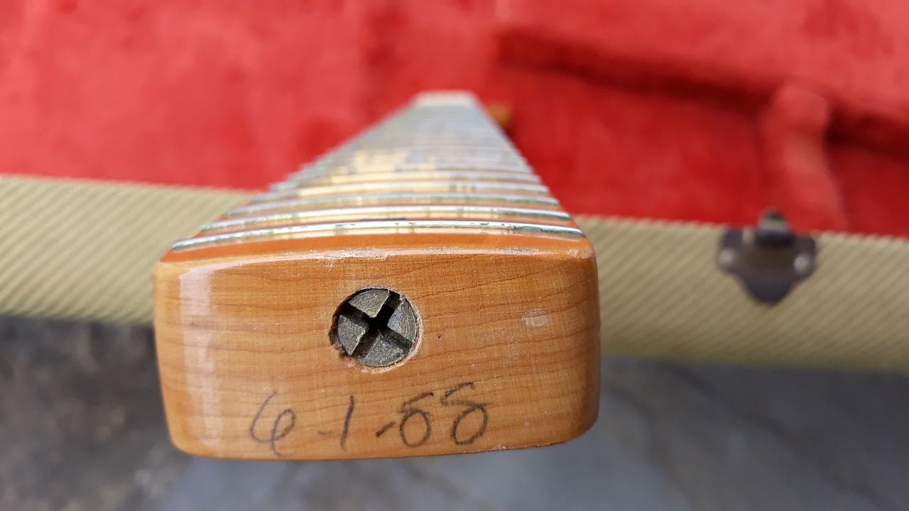 
'57 Vintage Stratocaster Neck date