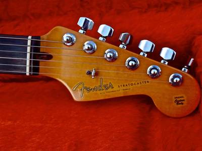 Special Edition stratocaster Headstock front