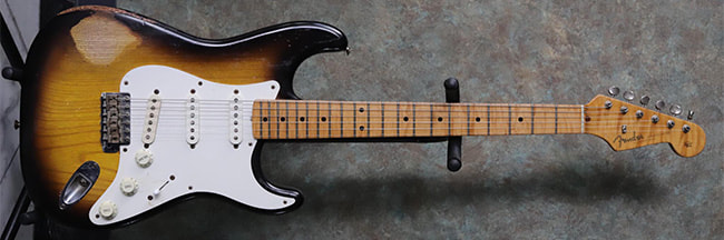 La Fender Stratocaster del 1954 di Urufa Kina
