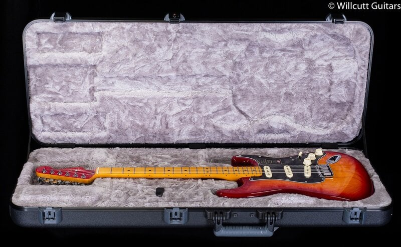 American Ultra Luxe Stratocaster Case