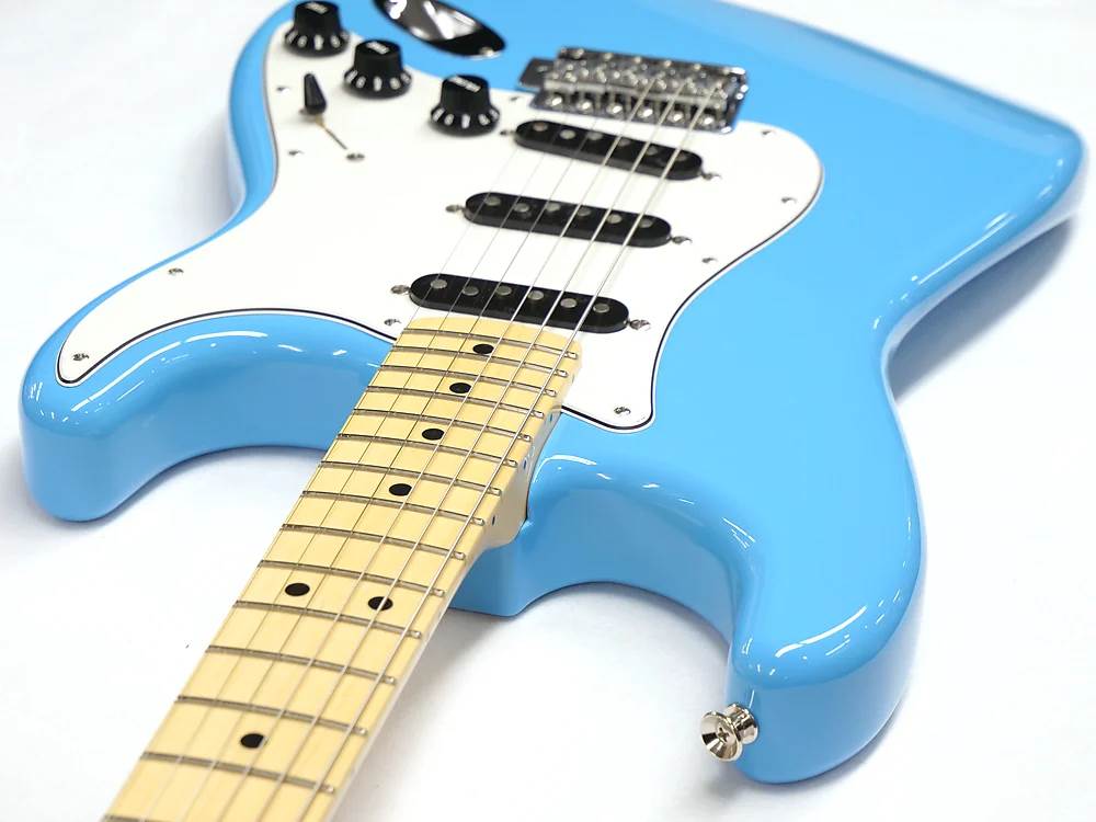 Made in Japan Limited International Color Stratocaster fretboard