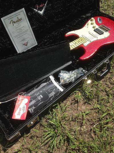 Classic HBS-1 Stratocaster with case