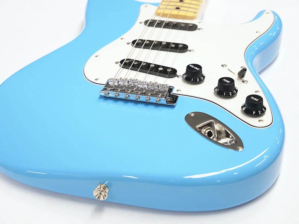 Made in Japan Limited International Color Stratocaster Body bottom