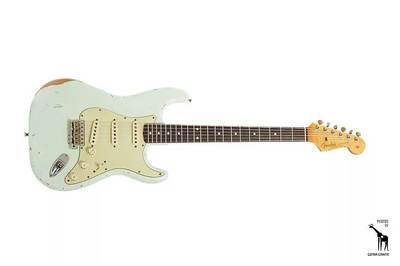 Builder Select 1962 Stratocaster Relic 