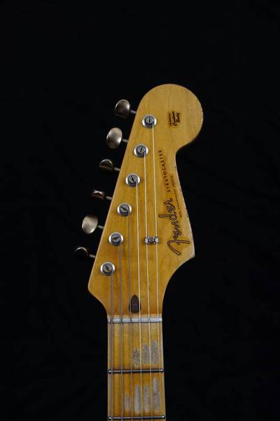Todd Krause Master Design 1950s Relic Stratocaster headstock