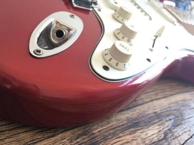Squier Standard Stratocaster knobs and jack plate