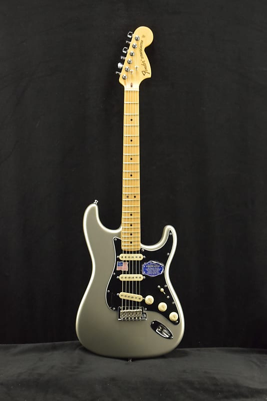 Dealer Event American Deluxe stratocaster front