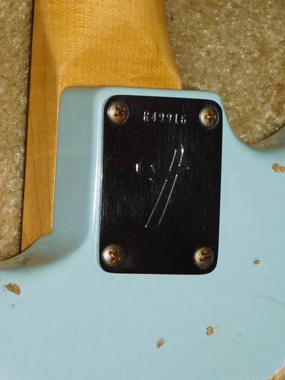 '68 Heavy Relic Stratocaster neck plate