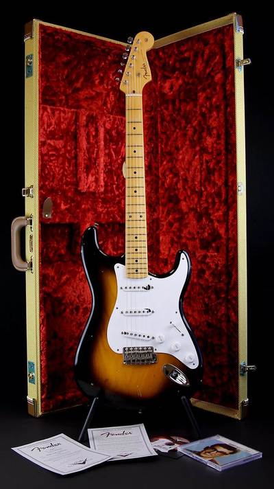 Buddy Holly stratocaster front